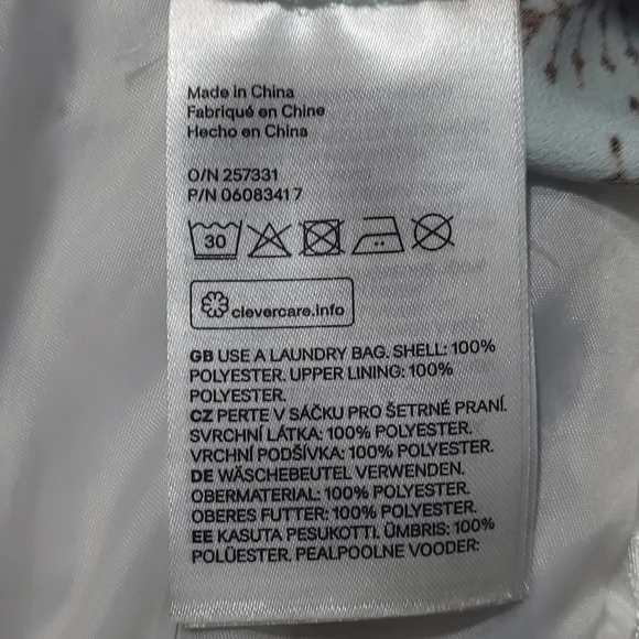 H&M jumpsuit, blue and brown leaf print, cropped length, convertible straps - Picture 10 of 16